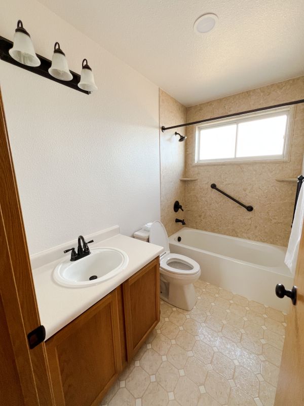 Bathroom Remodeling in Niantic, CT